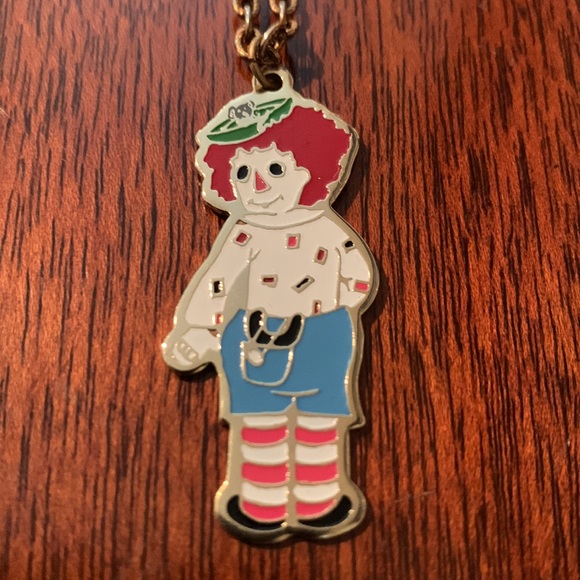 Vintage Raggedy Andy Necklace Original Chain Enamel SMS Pendant Charm 1960s 60s - Picture 2 of 5